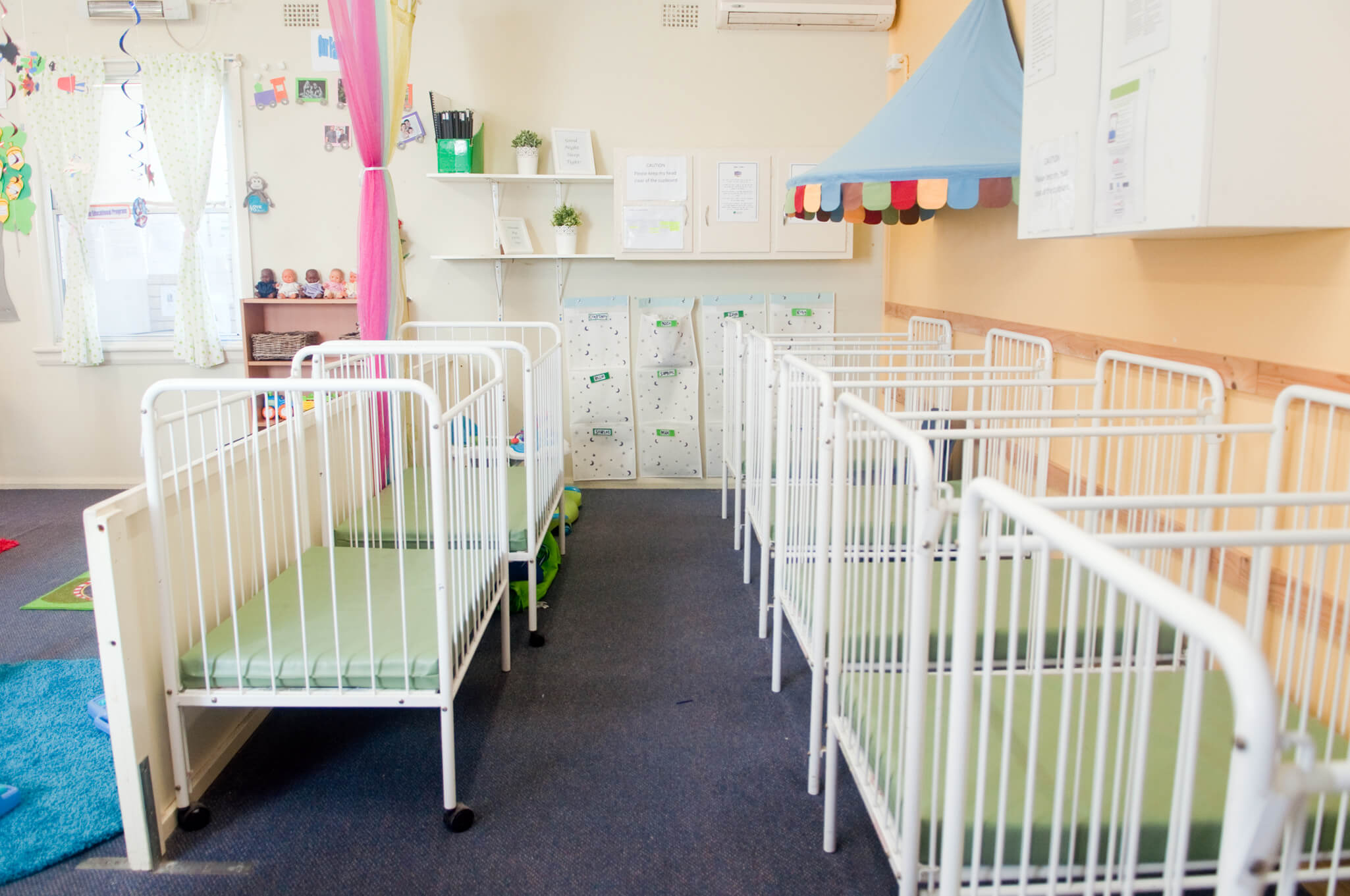 little baby girl playing iwht blocks